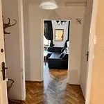 Apartamento Main Square 18 View 1 *