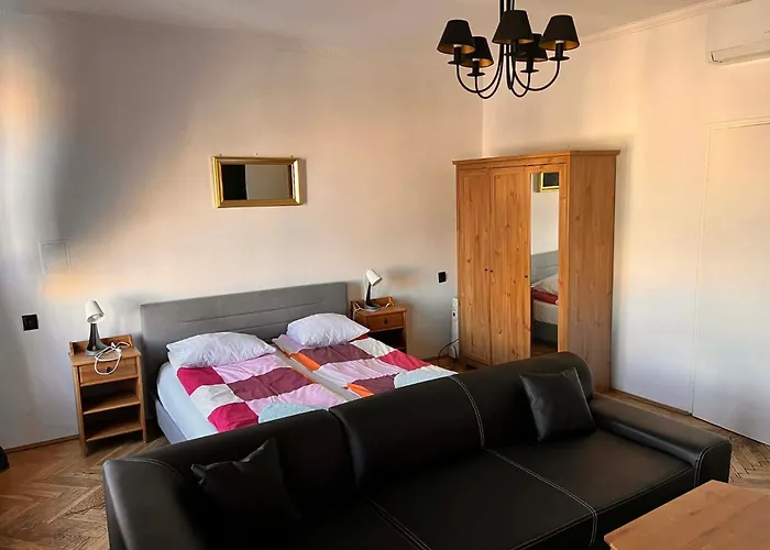 Main Square 18 View 1 Apartmán Krakov