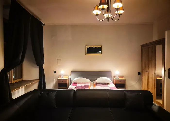 Appartement Main Square 18 View 1